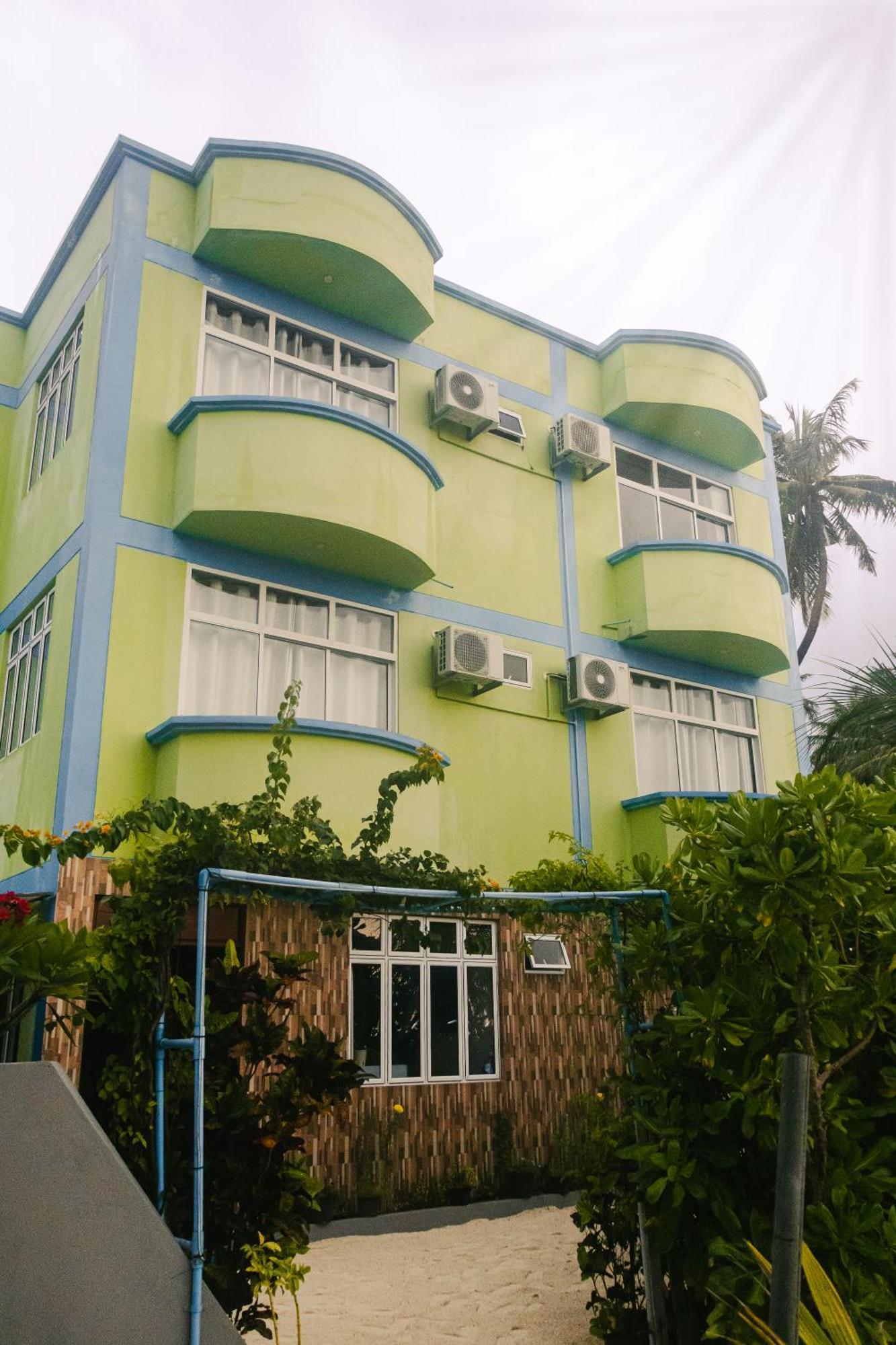 Rumah 320 m² dengan 11 kamar tidur dan 12 kamar mandi pribadi di Atol Mali Selatan Guraidhoo  Bagian luar foto