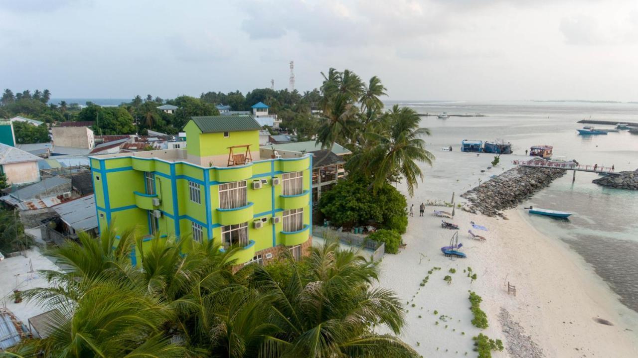 Rumah 320 m² dengan 11 kamar tidur dan 12 kamar mandi pribadi di Atol Mali Selatan Guraidhoo  Bagian luar foto